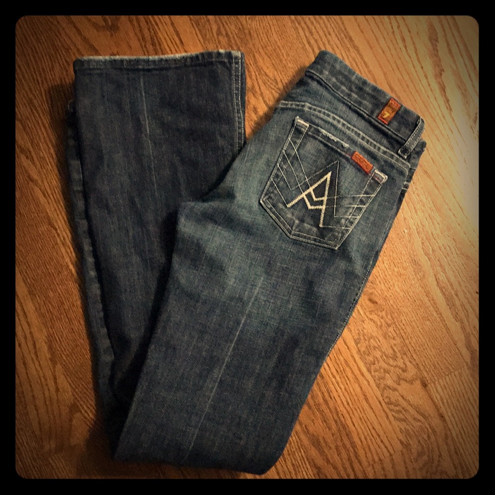 7 A pocket jeans